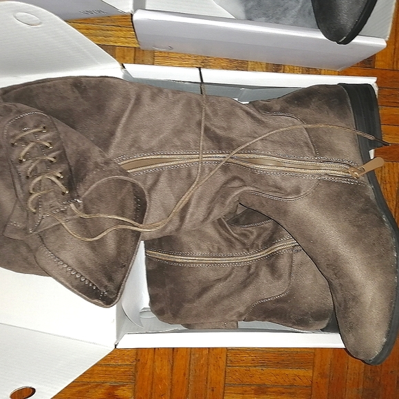 Faux suede thigh high boots(flats) 3 brand new pairs available - Picture 4 of 10